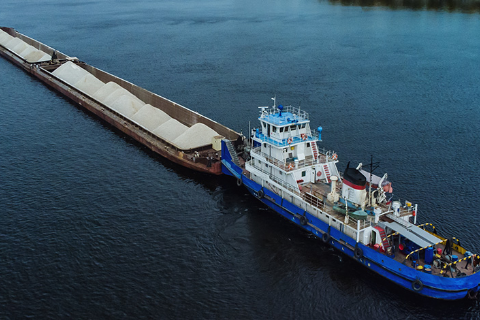 River Ship & Barge Chartering